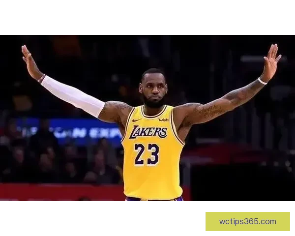 詹姆斯三项数据全能表现成历史第一 湖人双核联手创57年新纪录