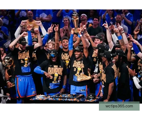 勇士今夏计划全力引援詹姆斯或小卡 目标打造全新核心阵容